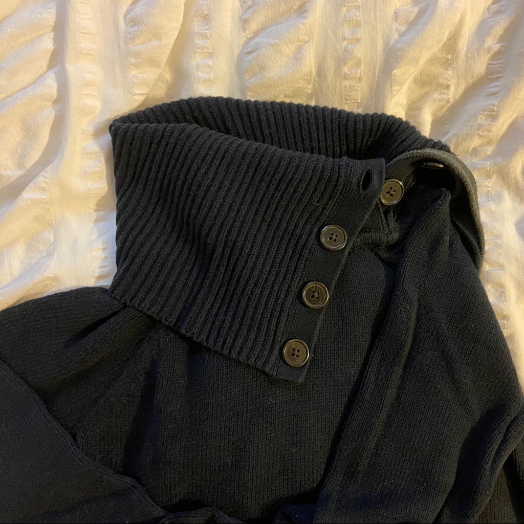 Gap Buttoned Turtle Neck Pullover